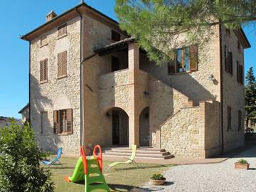 Gîte pour 5 personnes, avec jardin et terrasse, animaux acceptés à Volterra