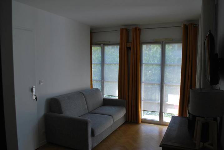 Gîte pour 2 personnes, avec terrasse à Le Plessis-Robinson - 3