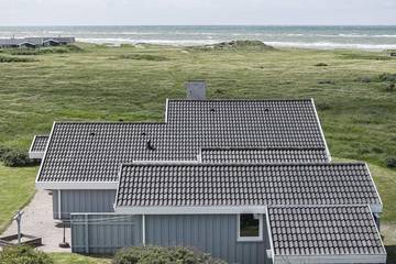 Ferienhaus für 10 Personen, mit Whirlpool und Balkon/Terrasse sowie Sauna in Nørlev Strand