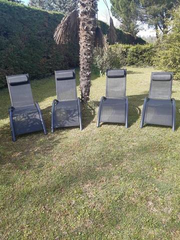Gîte pour 6 personnes, avec sauna et terrasse ainsi que jardin et jacuzzi à Génissieux