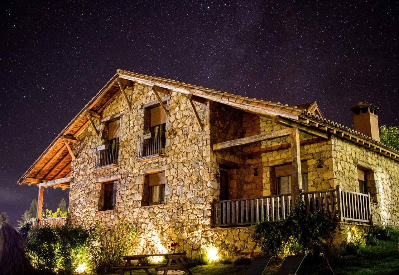 Three-Bedroom House (6 Adults) in Navarredonda de Gredos, Provincia de Ávila