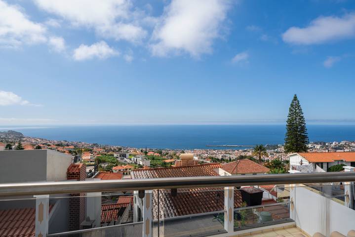 Villa pour 8 personnes, avec Balcon et Terrasse à Funchal - 3