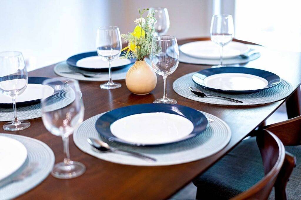 🏡 *New* The Artsy Abode ✨ Hot Tub ♨️ Bbq 🍖Foosball ⚽️ in Redding, Shasta County