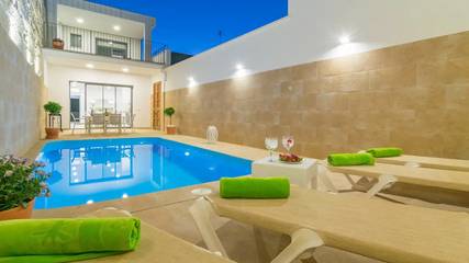 Villa in Sa Pobla, Mallorca Norden für 7 
