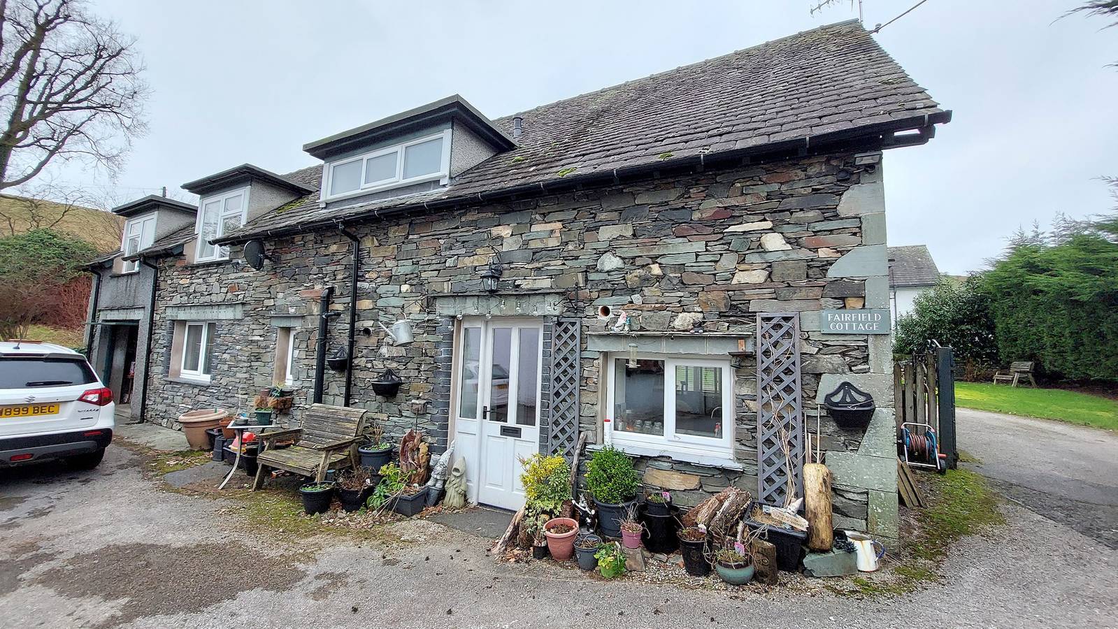 1 Bed Flat - Sleeps 4 - Garden - Parking - Wifi in Hawkshead, Lake District
