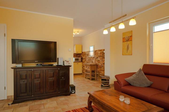 Ferienhaus für 6 Personen, mit Terrasse und Garten in Göhren-Lebbin - 4