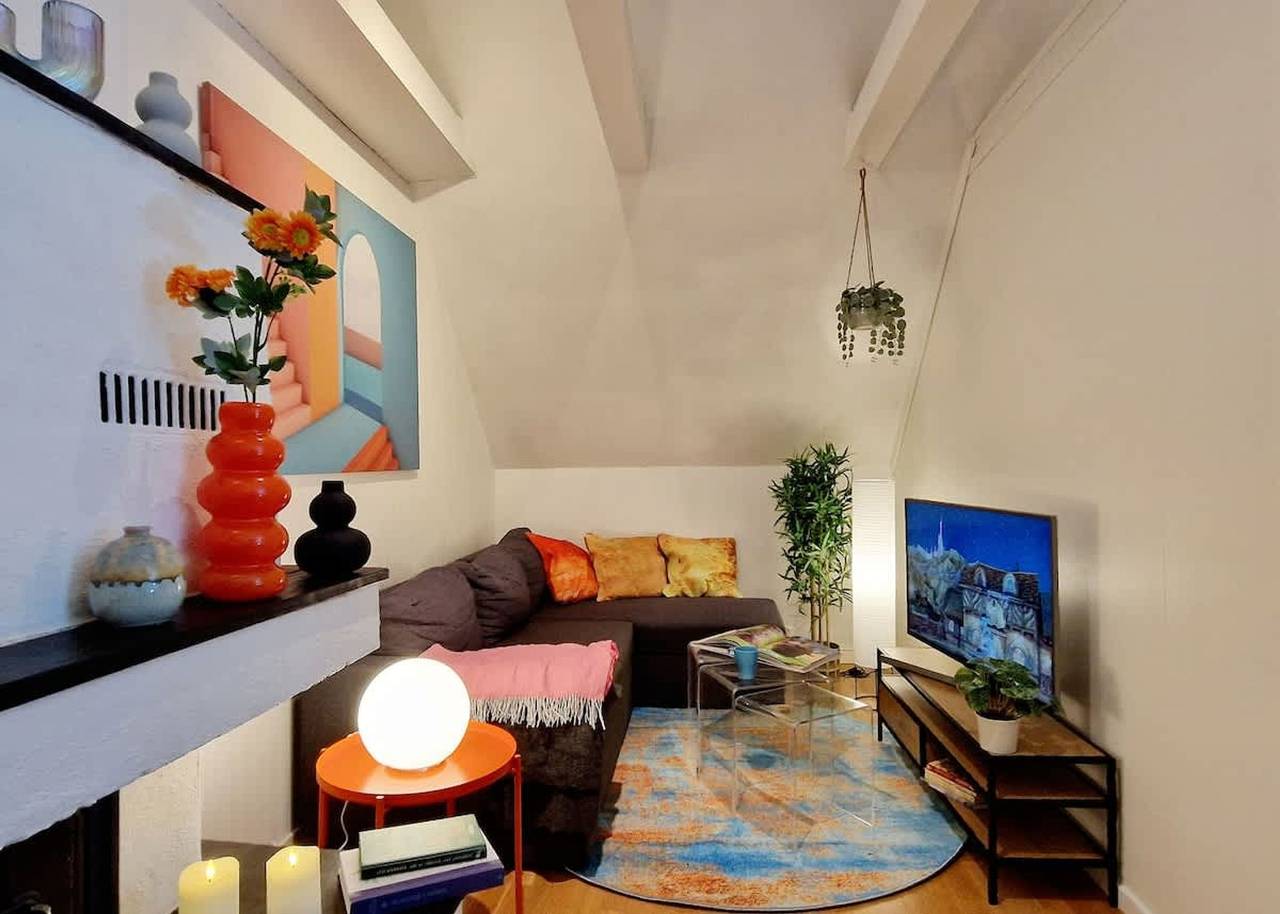 Geheel appartement, King bed  Great location  Top floor in Bergenhus, Bergen