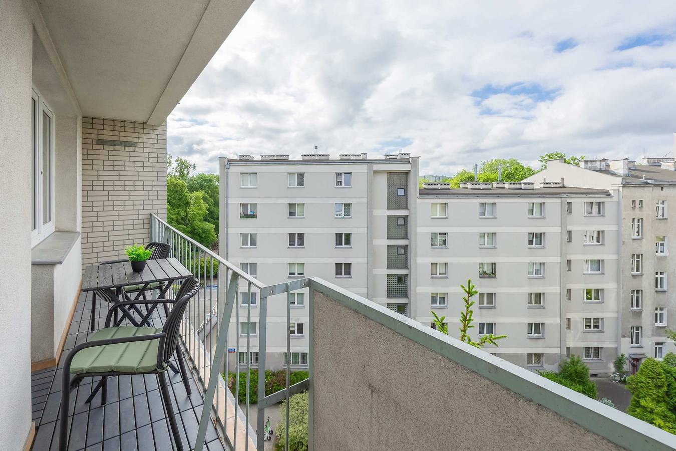 Entire apartment, Modern Apartment with Balcony   City Center in Warsaw Śródmieście, Warsaw