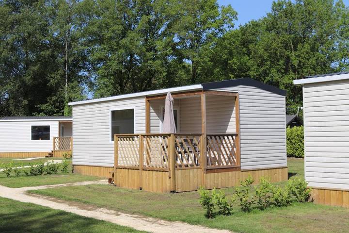 Camping voor 4 personen, met zwembad en terras in het Nationaal Park Dwingelderveld