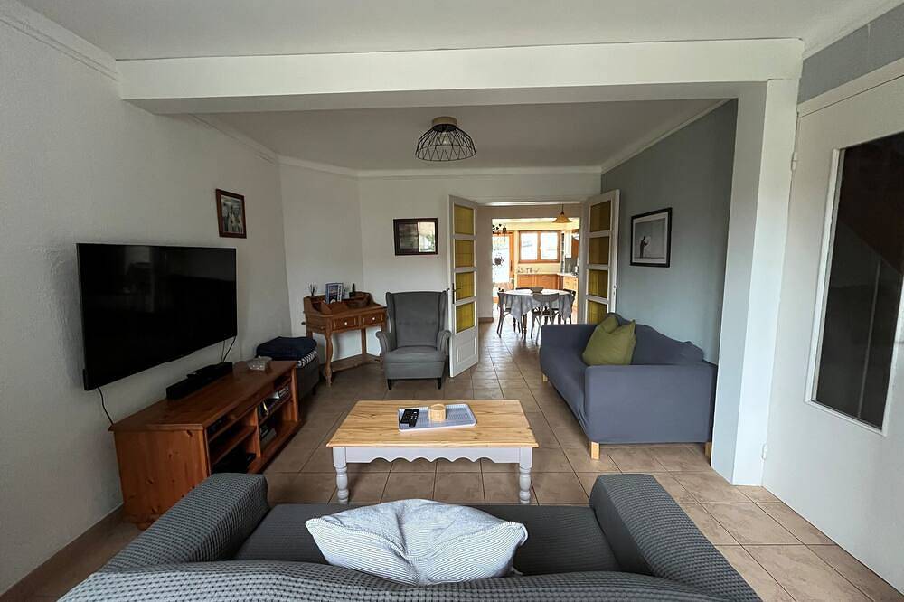 La Cabine de Plage - 3 bedroom house & garden 1 minute from the beach! in Petit-Fort-Philippe, Gravelines