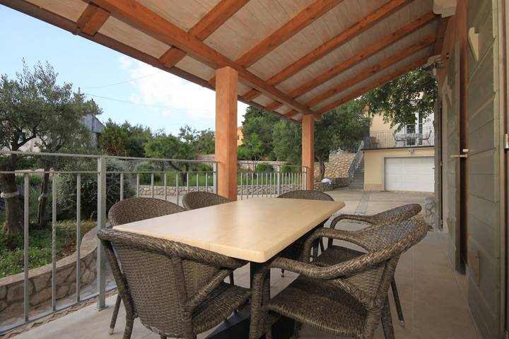 Smještaj za odmor za 5 osoba, s Balkon/terasa u Otok Lošinj