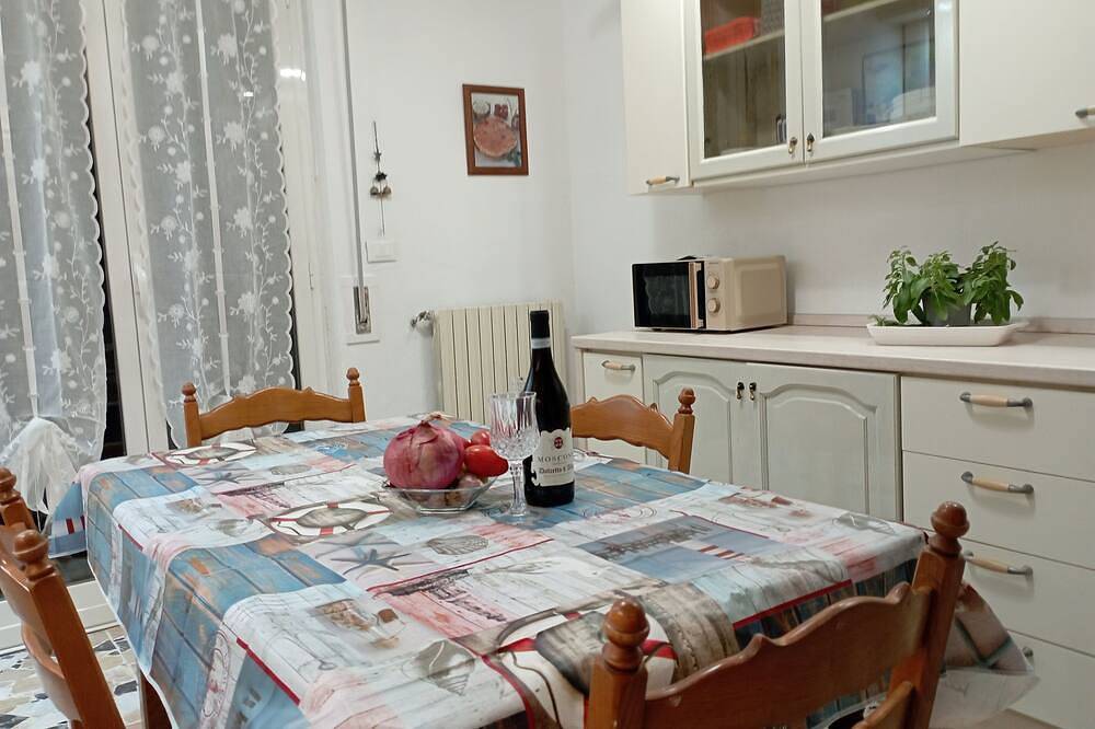 Grandparents' House Apartment in Andora, Riviera di Ponente