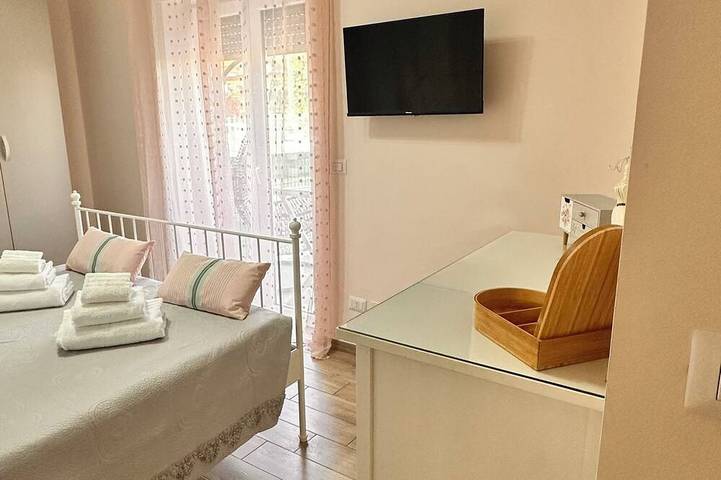Apartamento entero, Kairòs Home Near The Beach, Parking Space, Bicycles, And Beach Umbrella in Tortoreto Lido, Tortoreto (Comune)