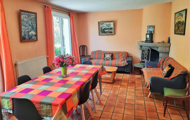 Location de vacances pour 9 personnes, avec terrasse et jardin à Concarneau - 3