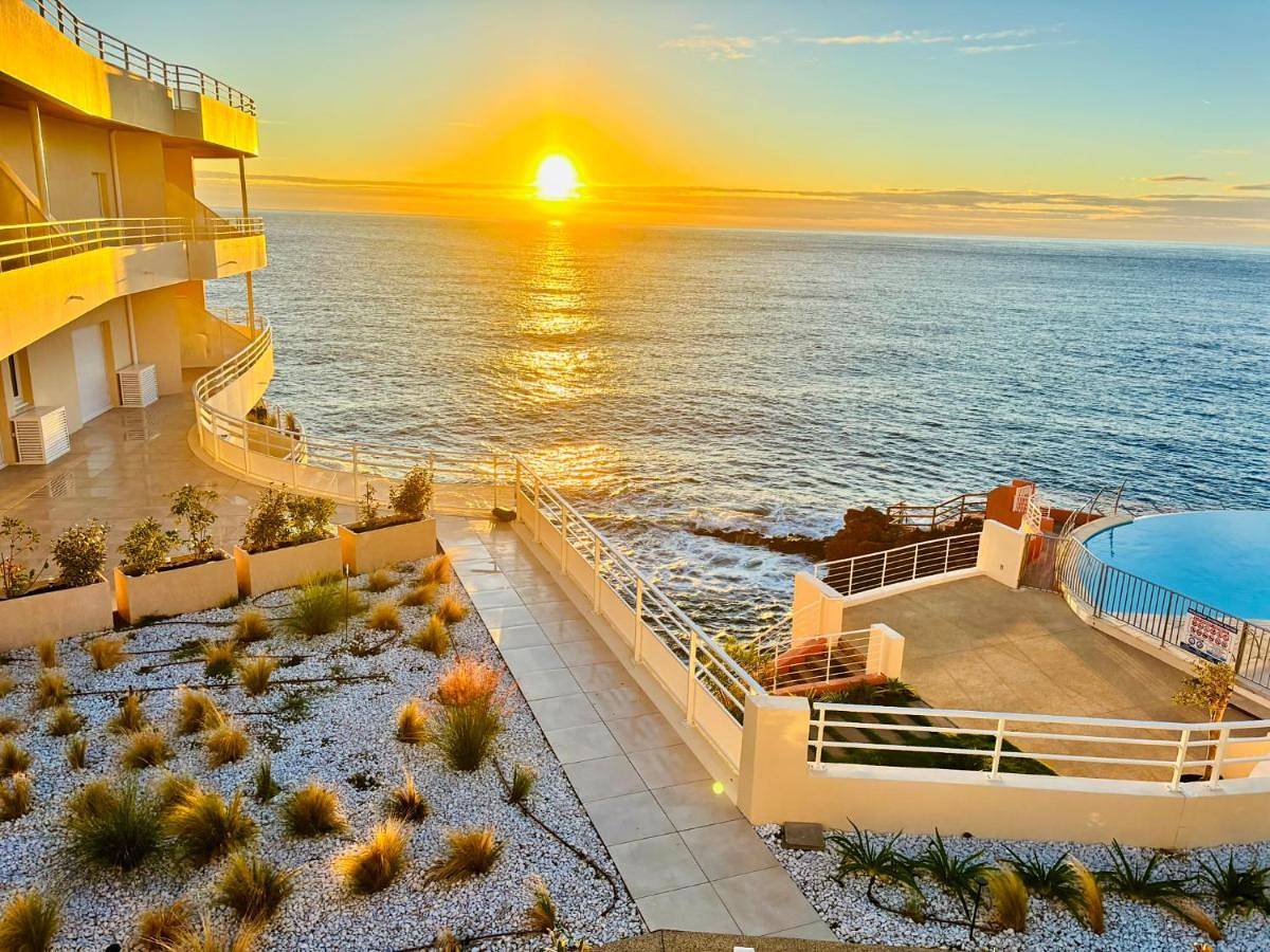 Appartement entier, Azuréa Estérel vue mer piscine chauffée classé 3 étoiles in Le Trayas, Côte méditerranéenne (France)
