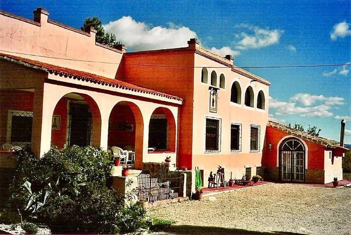 Casa rural para 22 personas, con Jardín además de Piscina y Vistas en Condado de Cocentaina