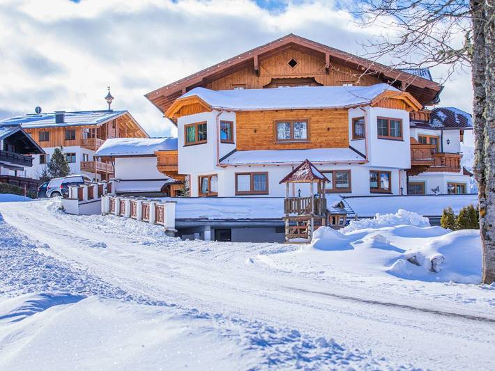 Ganze Ferienwohnung, Landhaus Kirchgasser - App. C Scheichenspitz/1 Schlafraum/Dusche, Bad, Wc in Ramsau am Dachstein, Schladming-Dachstein
