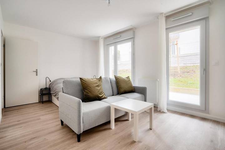 Appartement de vacances pour 2 personnes, avec jardin et balcon à Rosny-sous-Bois