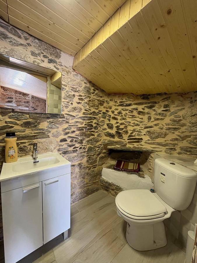 Casa rural para 2 personas, con Terraza y Jacuzzi además de Jardín y Vistas en Provincia de La Coruña - 4