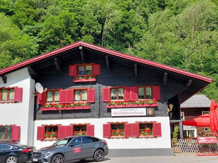 BnB für 3 Personen, mit Ausblick und Garten, kinderfreundlich in Silvretta Montafon
