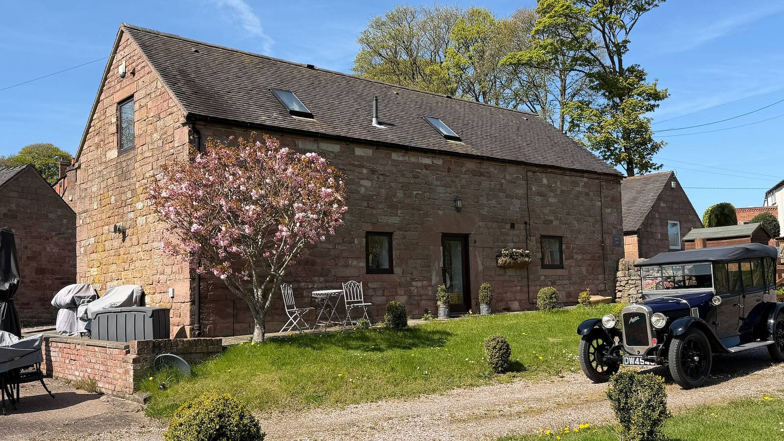 Barn-Sleeps 4-Parking-Near Alton Towers/Peak Dist in Alton Towers, Staffordshire