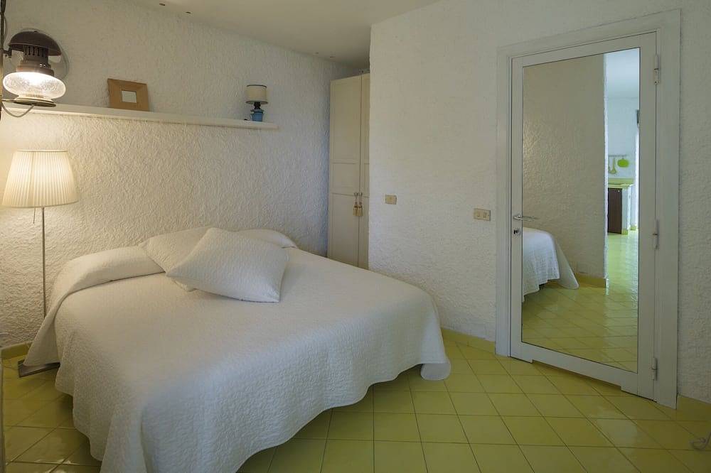 Entire apartment, Woh! \" What a  Gorgeous View\" in Portovenere, Porto Venere Municipality