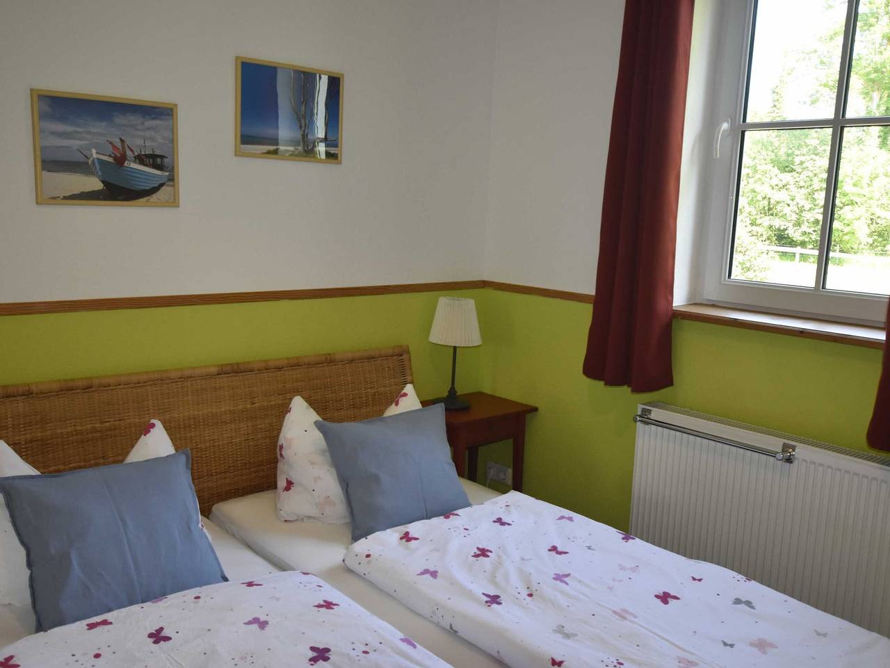 Ganze Ferienwohnung, Ferienwohnung Og im roten Haus am Ostsee Radweg Ovs 103 - 2-Raum-Ferienwohnung (2 Pers.) im Og in Blowatz, Neuburg