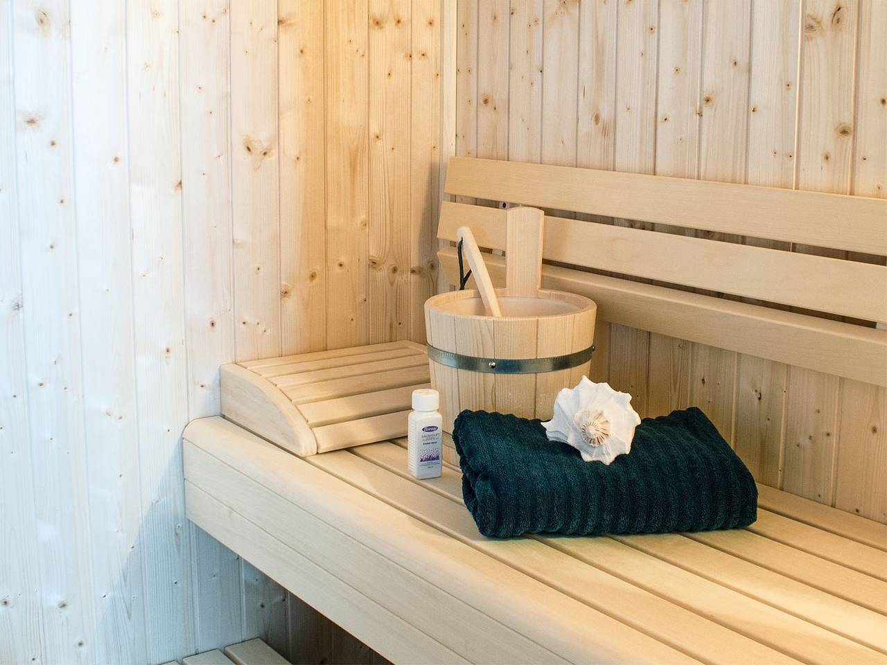 Ganze Wohnung, Auszeit im Sielhuus – Penthouse mit Weitblick. Sauna. Dachterrasse. Exklusiv. in Fedderwardersiel, Butjadingen