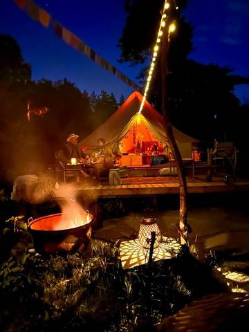 Camping für 2 Personen, mit Garten und Sauna sowie Ausblick in Mittelschweden