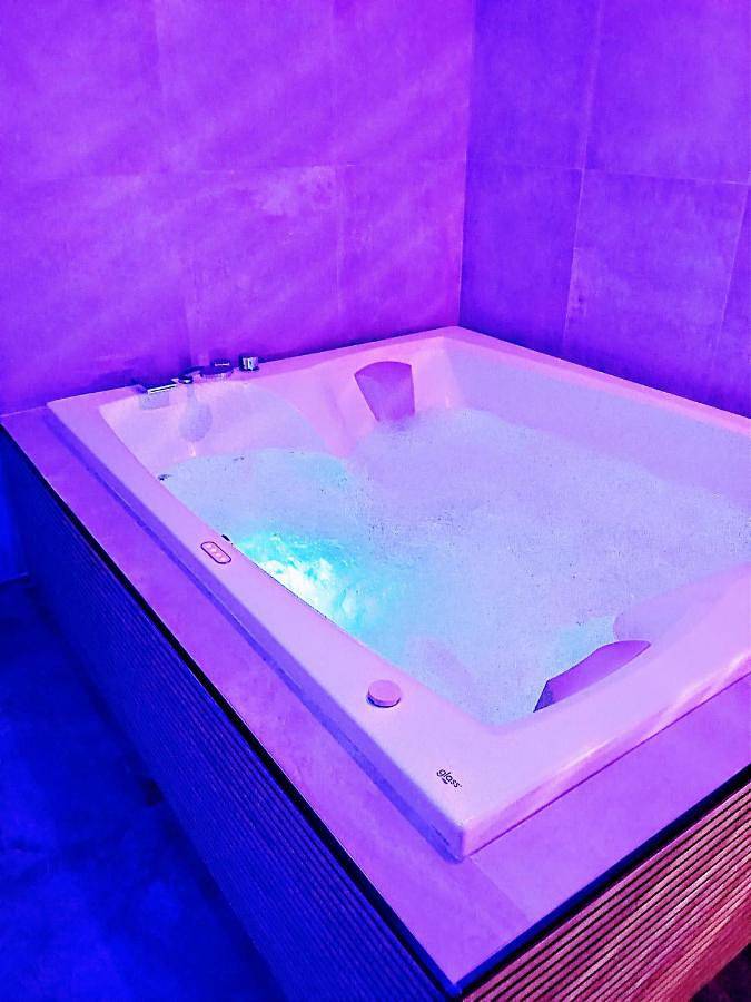 B&b per 2 persone, con balcone e idromassaggio a Terracina