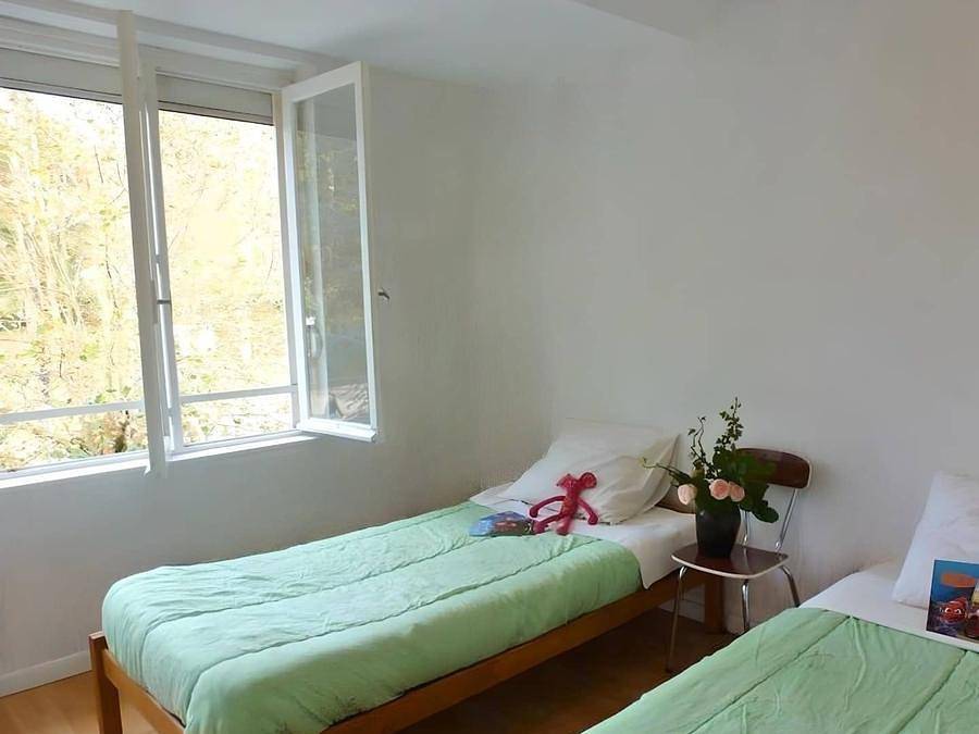 Camping des Bains - Appartement 4 personnes - N°3 in Saint-Honoré-les-Bains, Parc naturel régional du Morvan