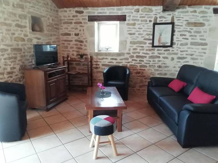 Location de vacances pour 6 personnes, avec terrasse, animaux acceptés à Chaillé-les-Marais - 2
