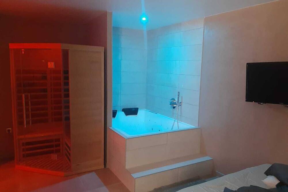 Apartamento entero, F1 35m2 sauna jacuzzi 10min center Strasbourg in Bischheim, Región de Estrasburgo