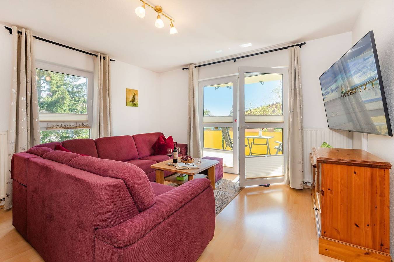 Ganze Wohnung, Ostseetrio Haus 1 - 04 - Balkon, zentrale Lage moderne Ausstattung in Zinnowitz, Usedomer Norden