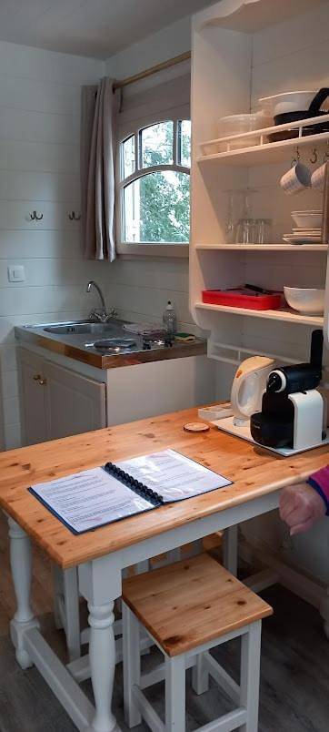 Tente pour 2 personnes, avec jardin et vue, animaux acceptés en Bourgogne-Franche-Comté - 4