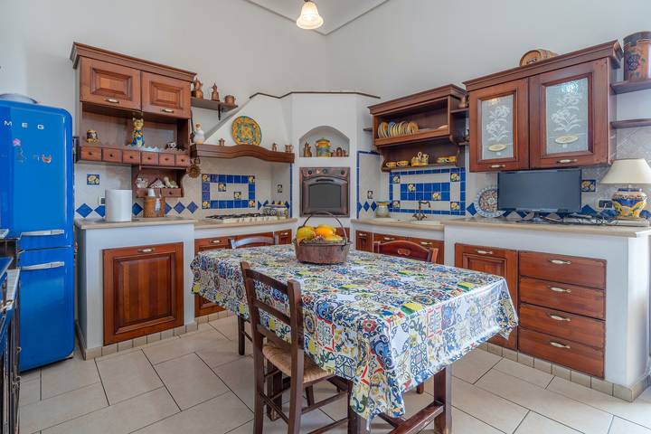 Appartamento intero, Appartamento 'Casa Sicilia Bedda' con vista mare, terrazza privata e Wi-Fi in Capo Passero, Portopalo di Capo Passero