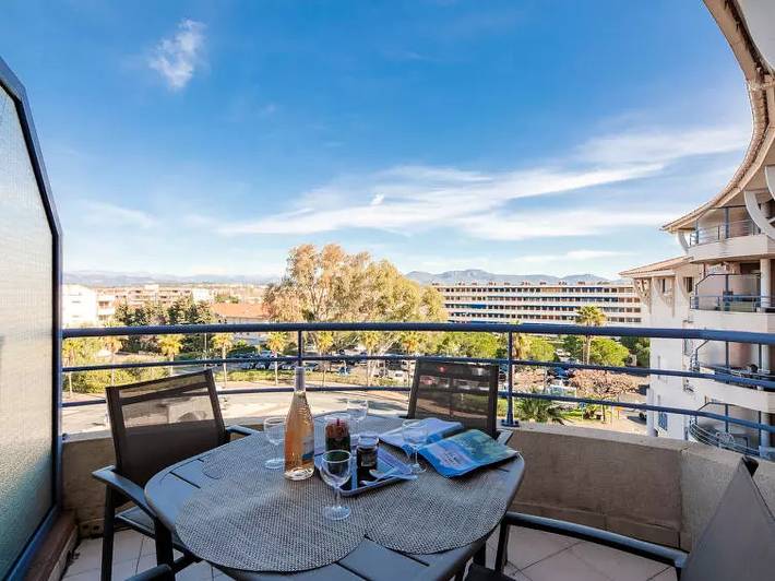 Gîte pour 4 personnes, avec terrasse dans Plage du Capitole