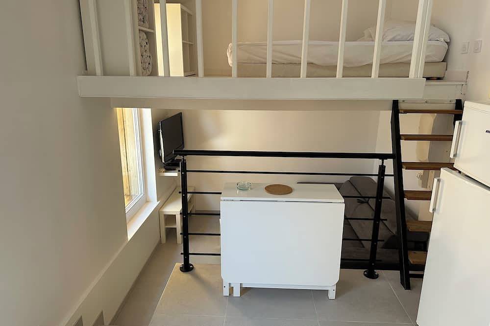 Ganze Wohnung, Studio, very well located 100 m from the beach, Air-conditioned one parking space in Vendays-Montalivet, Lesparre-Médoc und Umgebung