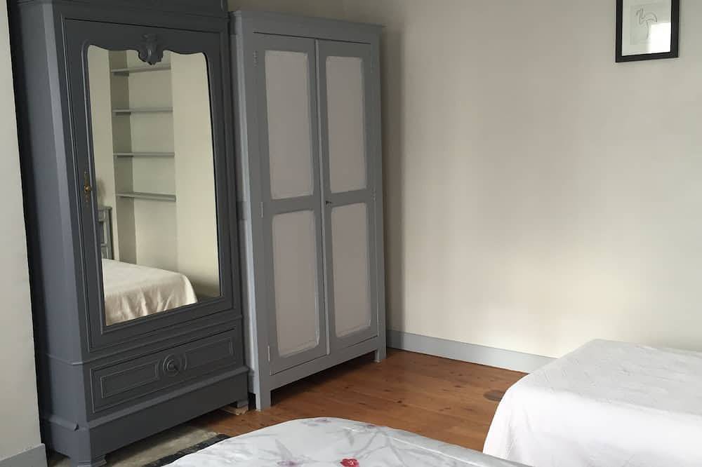 Apartamento entero, Bonita casa de campo, luminosa y tranquila cerca del Rer cerca de París 2,4ou6 pers<br> in Fontenay-sous-Bois, Valle del Marne