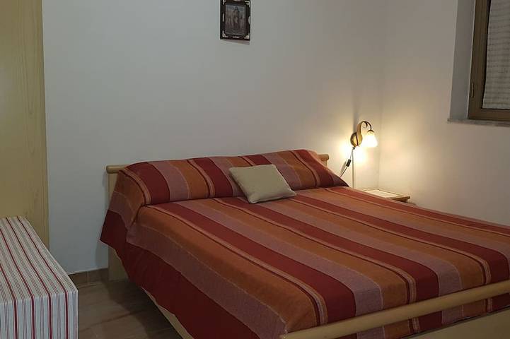 Ferienwohnung für 5 Personen, mit Terrasse in Marina di Camerota - 2