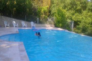 Gîte pour 4 personnes, avec jacuzzi ainsi que terrasse et jardin à Clairac (Lot-et-Garonne)