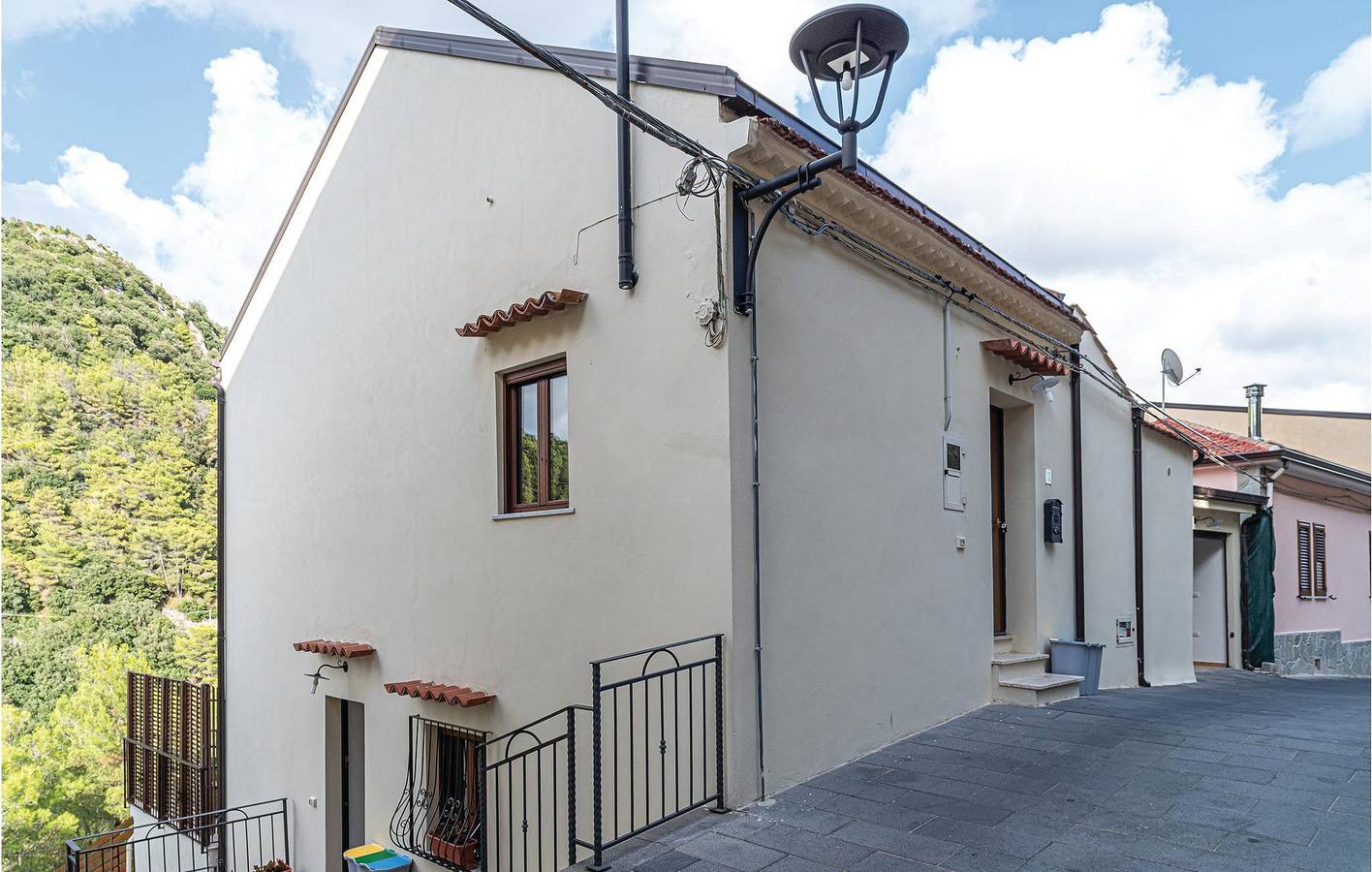 Appartement mit Poolterrasse: Torraca 300m in Torraca, Cilento