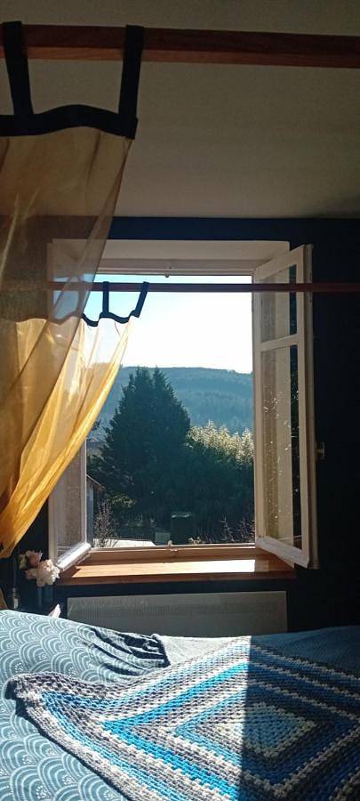 Double Room with Private Bathroom in Saint-Moreil, Région d'Aubussargues