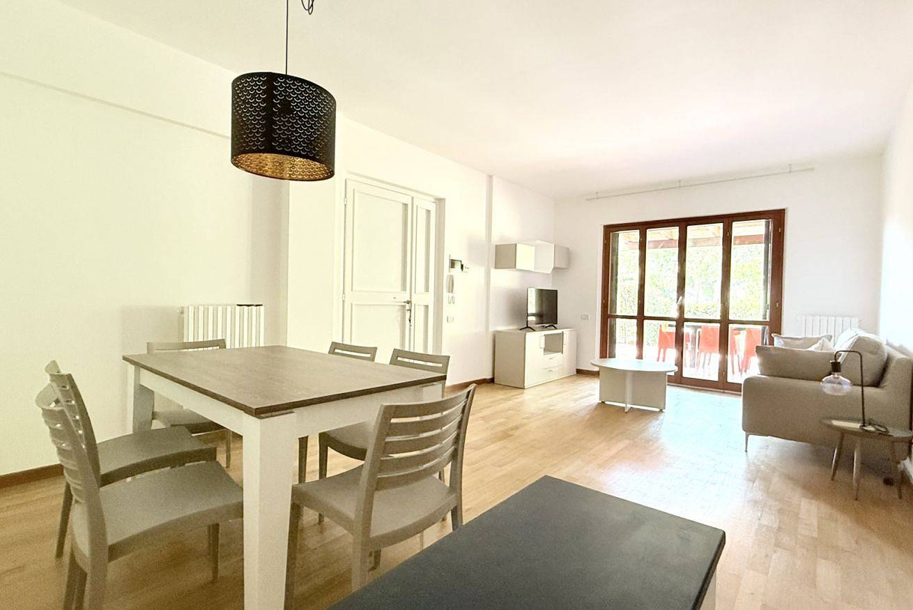 Entire apartment, S354 - Sirolo, comfortable four-room apartment 100m from the center in Sirolo, Riviera del Conero