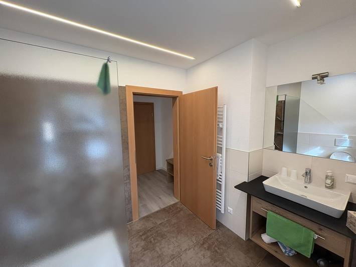 Doppelzimmer mit Frühstück ohne Balkon in Kreuzeckgruppe, Dellach im Drautal