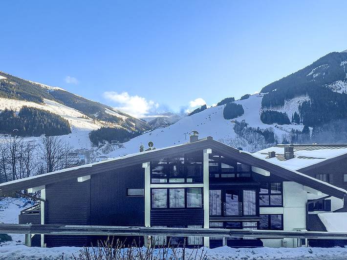 Appartement voor 4 personen, met Balkon en Uitzicht in Hinterglemm