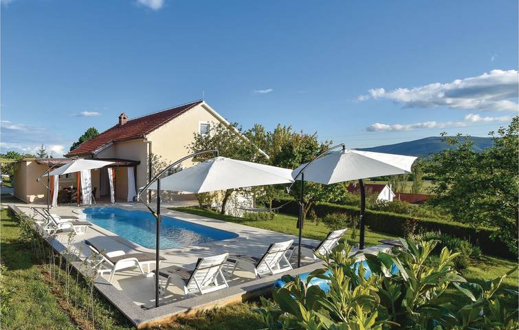 Gemütliche 1-Zimmer-Wohnung mit Pool und WLAN, in der Nähe des Flusses Cetina in Bajagić, Dalmatinisches Zagora