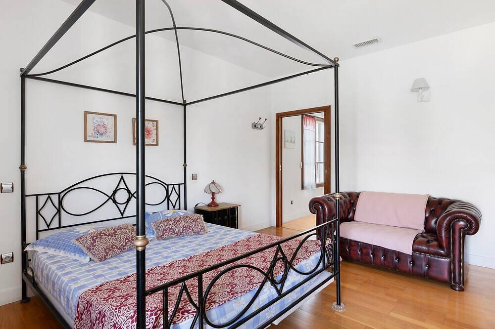 Suite deluxe avec piscine partagée in Saint-Cyr-sur-Loire, Région de Tours