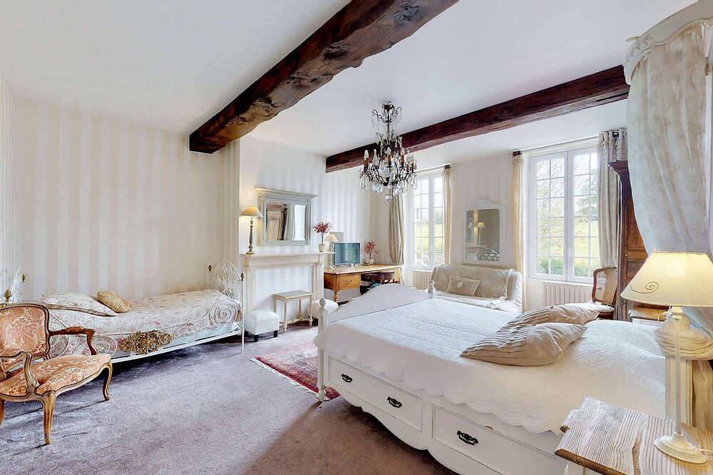 Duckerie 55 Pers corps de ferme avec 5 maisons in Tamerville, Côte de la Déroute