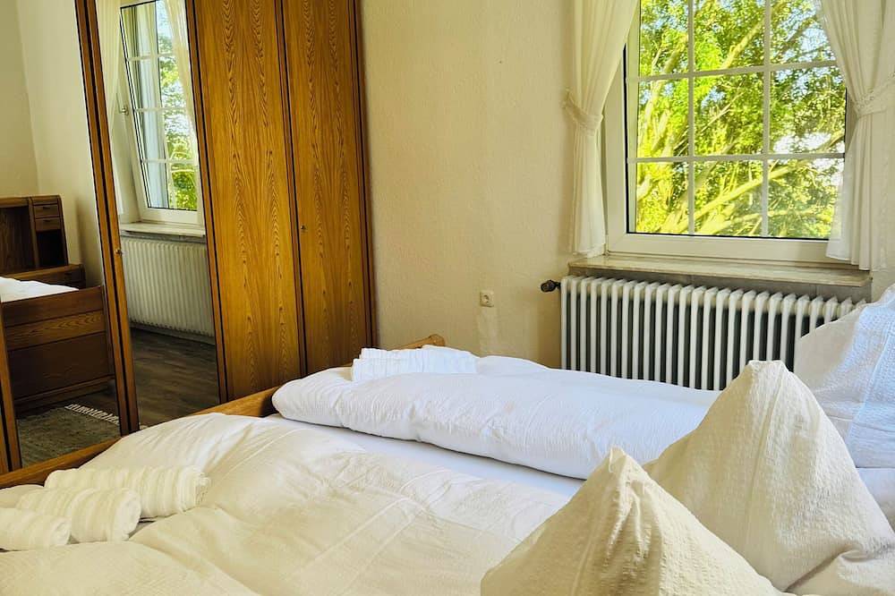 Ganze Wohnung, Villa am Wangermeer-Familienurlaub, Sonnenterrasse, bis 4 Gäste, Hundefreundlich in Wangermeer, Wangerland